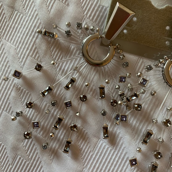 Kendra Scott lilac mist Illusion scattered earring - Picture 7 of 8